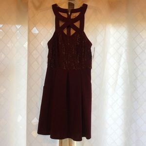 Wine/nude short dress